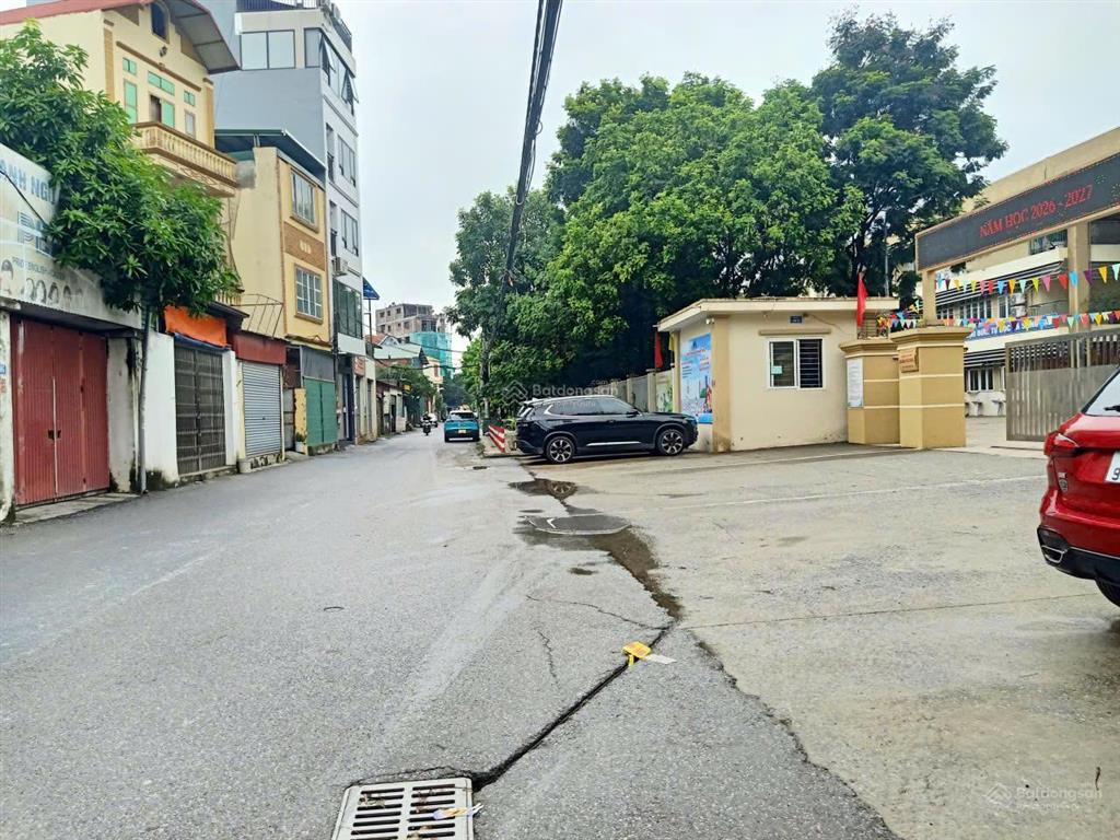 Bán gấp mảnh đất hàng xóm vinsmart city tây mỗ, ô tô 7 chỗ đỗ cửa, diện tích 40m2 giá 4 tỷ