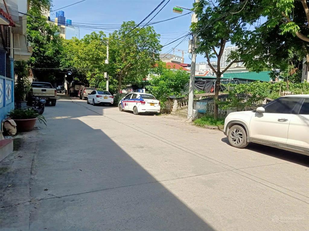 Bán căn nhà hiếm có gần trung tâm mỹ đình, ô tô chạy xung quanh, 45m2, xây 5 tầng, giá bán 6 tỷ