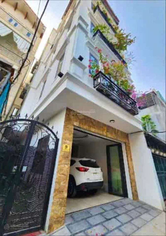 Cần bán nhà gấp gần mỹ đình, lô góc, gara oto, thang máy full nội thất, dt 40m2, 6 tầng, giá 7 tỷ x