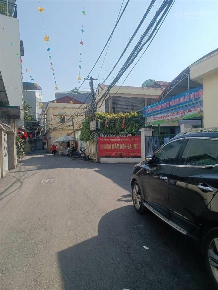 Cần bán gấp nhà trung tâm đại mỗ, dt 33m2 3 tầng, full nội thất, cách ô tô 10m, giá bán 4,8 tỷ