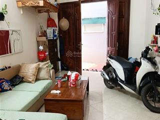 Cần bán gấp nhà trung tâm đại mỗ, dt 33m2 3 tầng, full nội thất, cách ô tô 10m, giá bán 4,8 tỷ