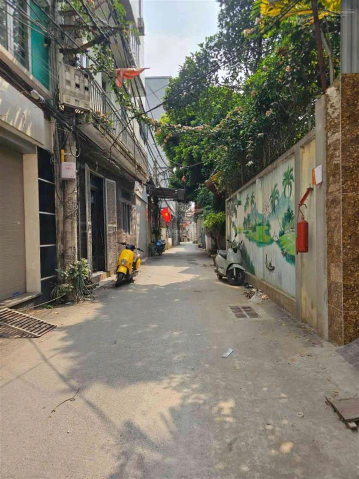 Cần bán gấp mảnh đất gần vinhomes tây mỗ, lô góc, ô tô đỗ tránh, xây 7 tầng 35m2, giá bán 3 tỷ x
