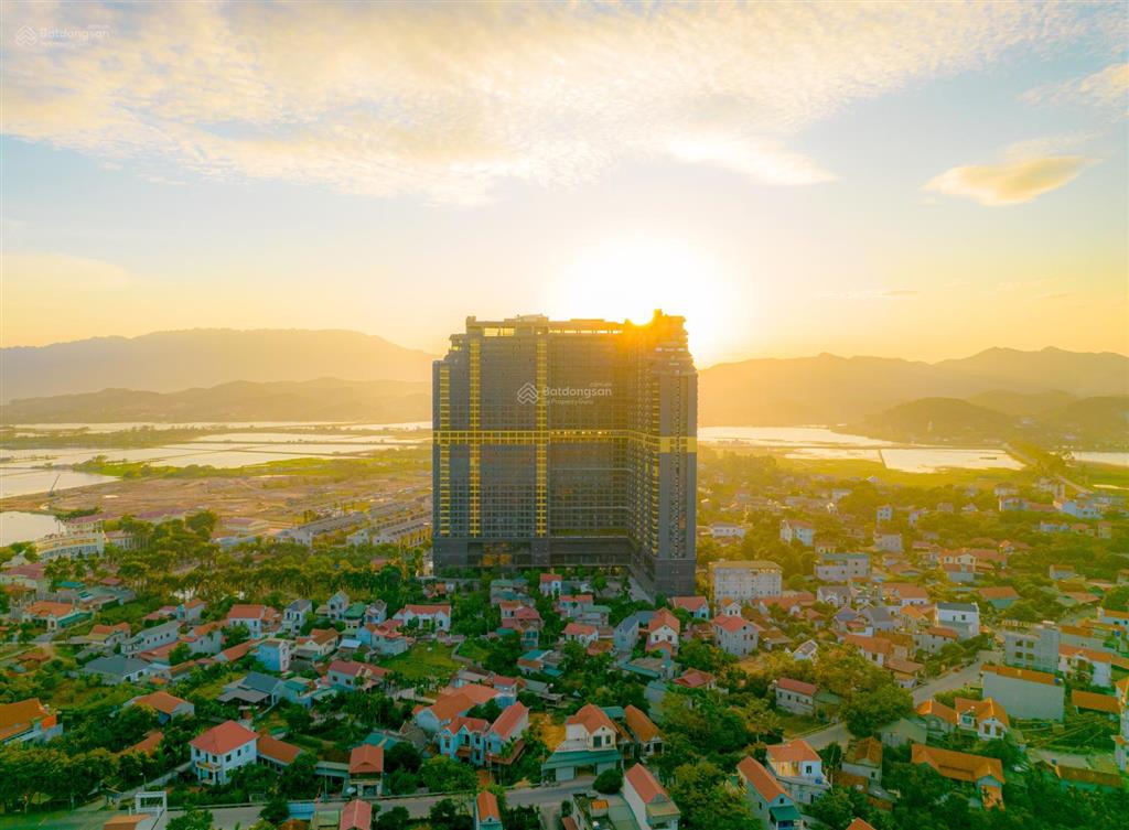 Bán condotel khoáng nóng wyndham thanh thủy 32m2 full nội thất  1,6 tỷ