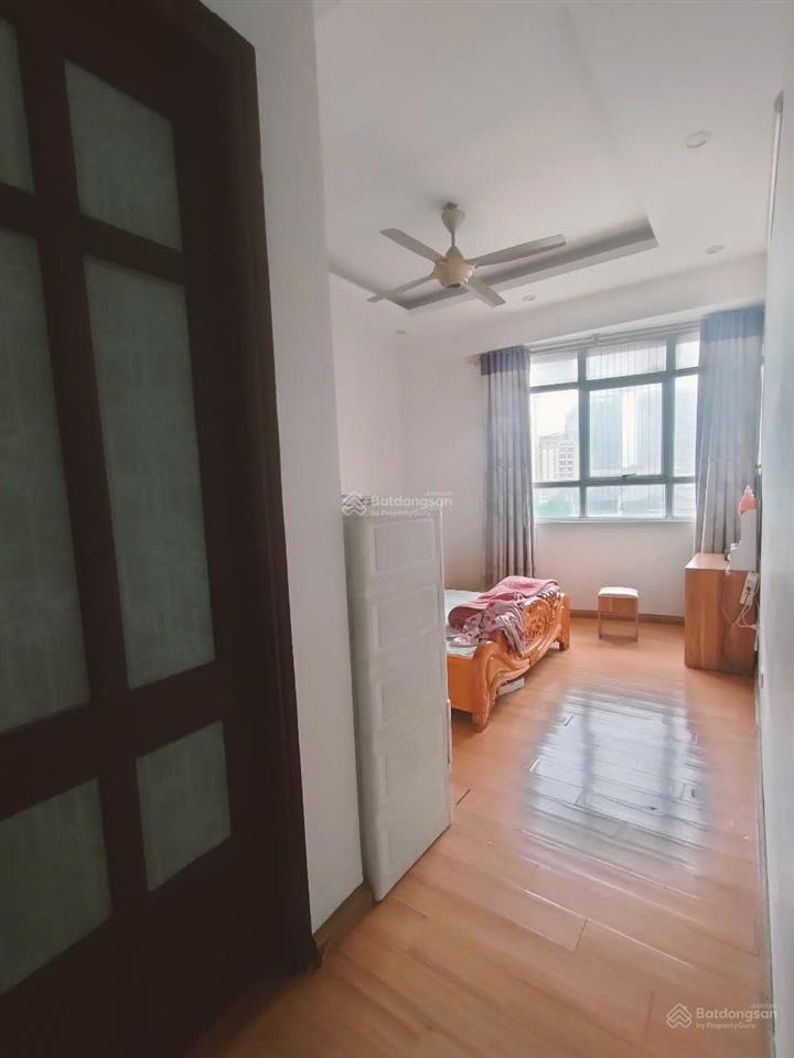 Bán chcc tòa ct5b mễ trì thượng, đl thăng long, nam từ liêm. 109m2. 6,75tỷ. 3n 2wc, full nội thất