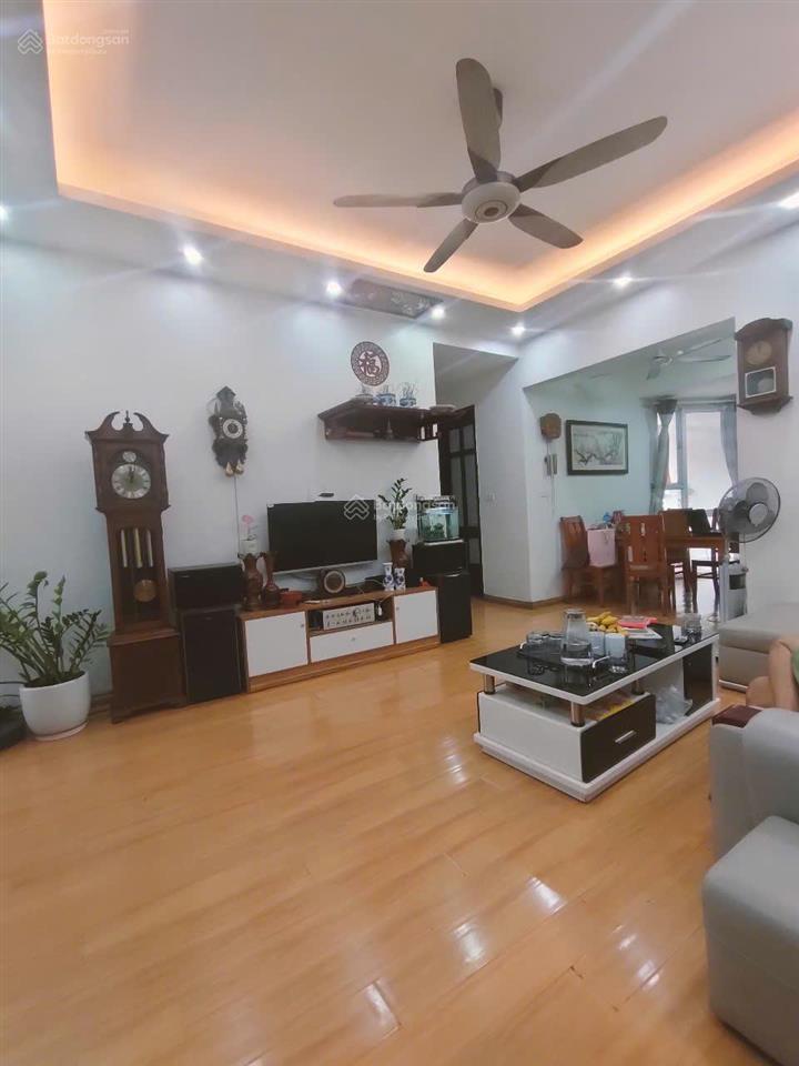 Bán chcc tòa ct5b mễ trì thượng, đl thăng long, nam từ liêm. 109m2. 6,75tỷ. 3n 2wc, full nội thất