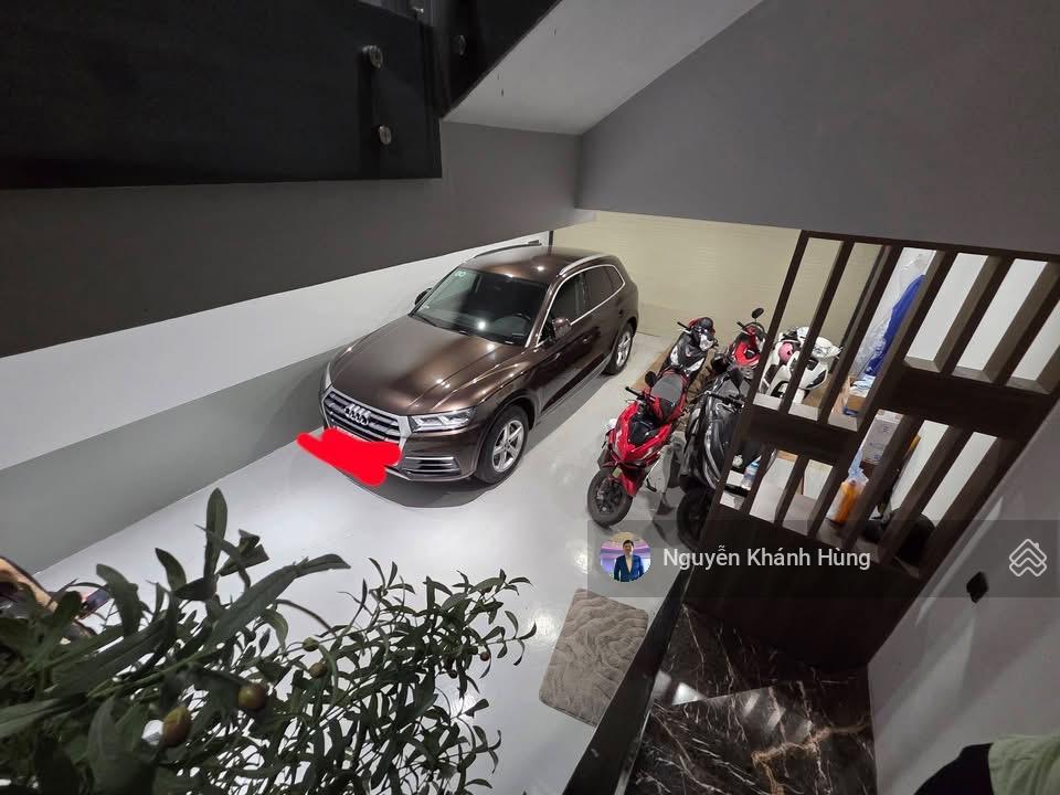 Bán nhà riêng phố nguyễn công hoan, full nội thất xịn, gara ô tô, thang máy, dt 100m2 x 5 tầng