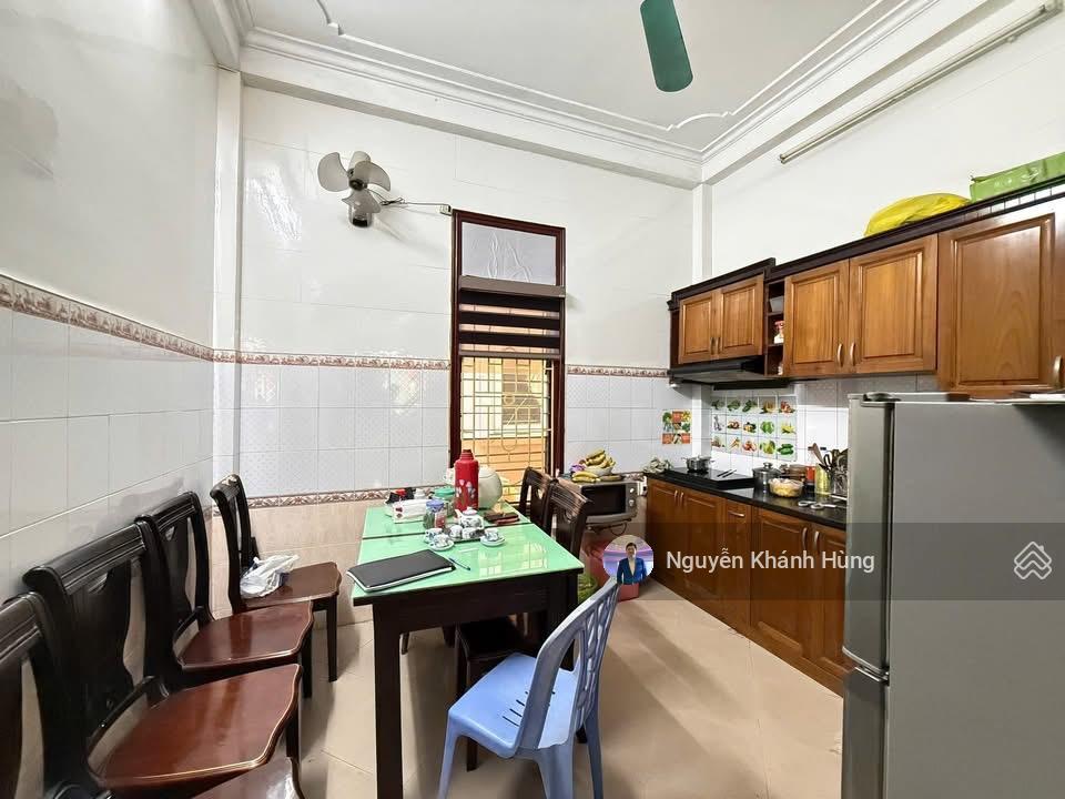 Bán nhà riêng phố quan hoa, 3 thoáng, ô tô qua nhà, gần phố, dt 45m2 x 5 tầng, giá 12.5 tỷ