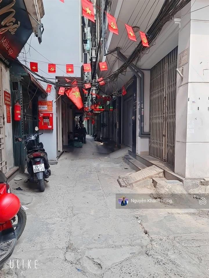 Bán nhà riêng phố quan hoa, 3 thoáng, ô tô qua nhà, gần phố, dt 45m2 x 5 tầng, giá 12.5 tỷ