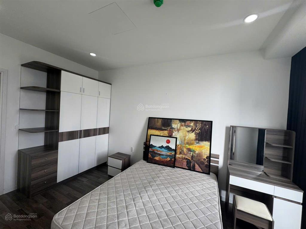 Bán căn hộ 3pn full nội thất mặt tiền đường nguyễn văn linh  8,4 tỷ  154m2  0931 272 ***