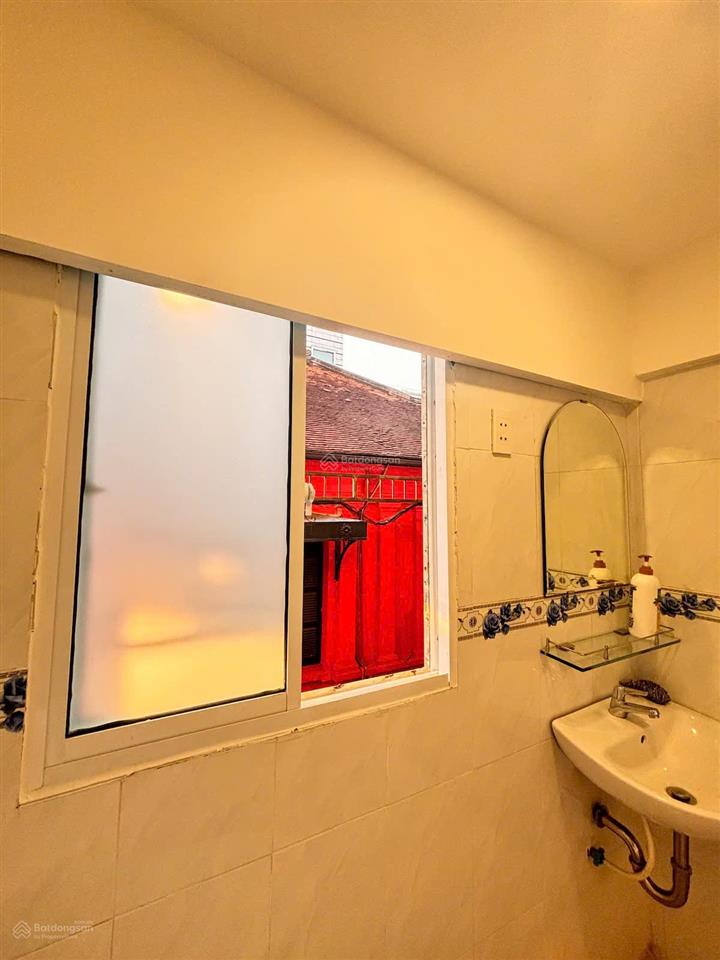 Bán căn hộ tầng 2 chung cư 158d pasteur vị trí trung tâm gần phố đi bộ nguyễn huệ 2pn 2wc  4,2 tỷ