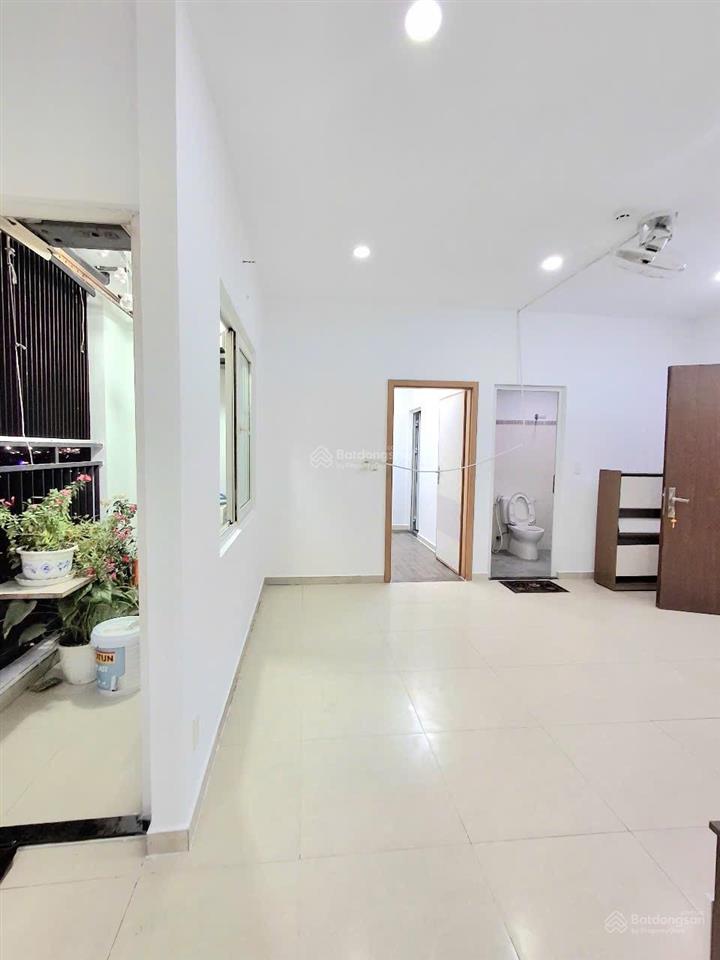 Cg bán chung cư gia phát căn 62m2 2pm2wc  giá 3.5 tỉ  có sổ, hỗ trợ vay