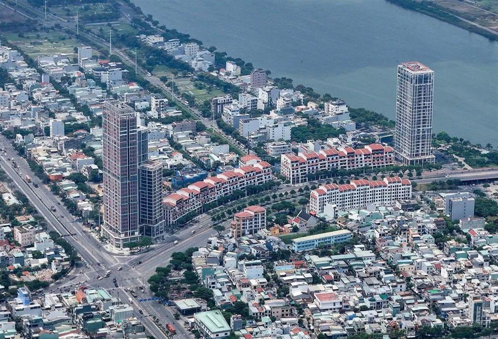 Chỉ 900m ra biển mỹ khê đón đầu dòng khách du lịch với shophouse 200m² mặt tiền 11m tại sun cosmo