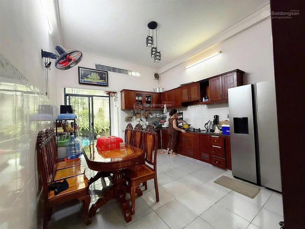 Hiếm 1 trệt 2 lầu hẽm 1/ xe hơi thông đường man thiện. p. tăng nhơn phú a. tp thủ đức chỉ 6.5 tỷ