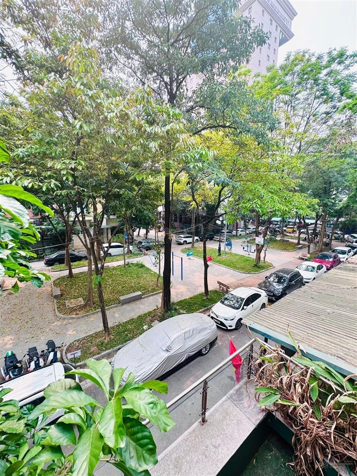 Chính chủ định cư nước ngoài, giảm sốc,
bán gấp biệt thự lô góc nguyễn cơ thạch 152m 5t siêu đẹp