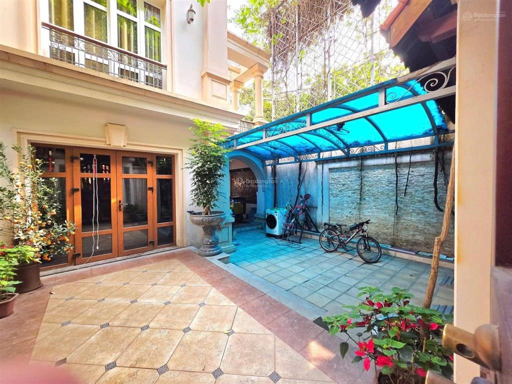 Nguồn hàng hiếm 2026, giá sốc biệt thự kim mã 289m2, mt 10m đối diện metropolis chỉ 55 tỷ