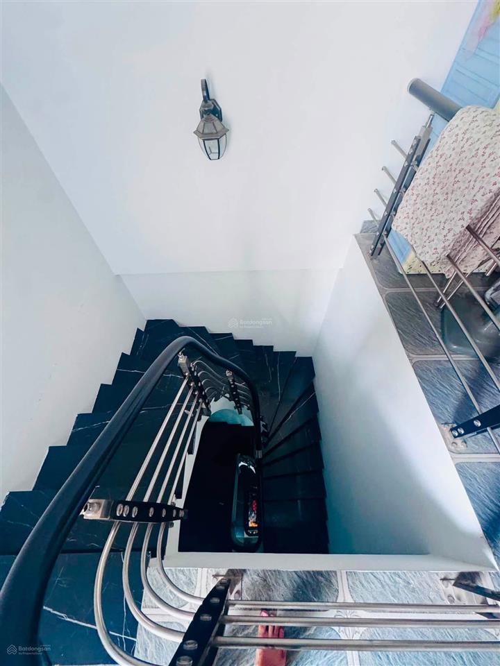 Siêu phẩm view hồ đầm tròn ba đình 105m2 mt 7m giá đầu tư 18 tỷ! cơ hội vàng không đến lần 2
