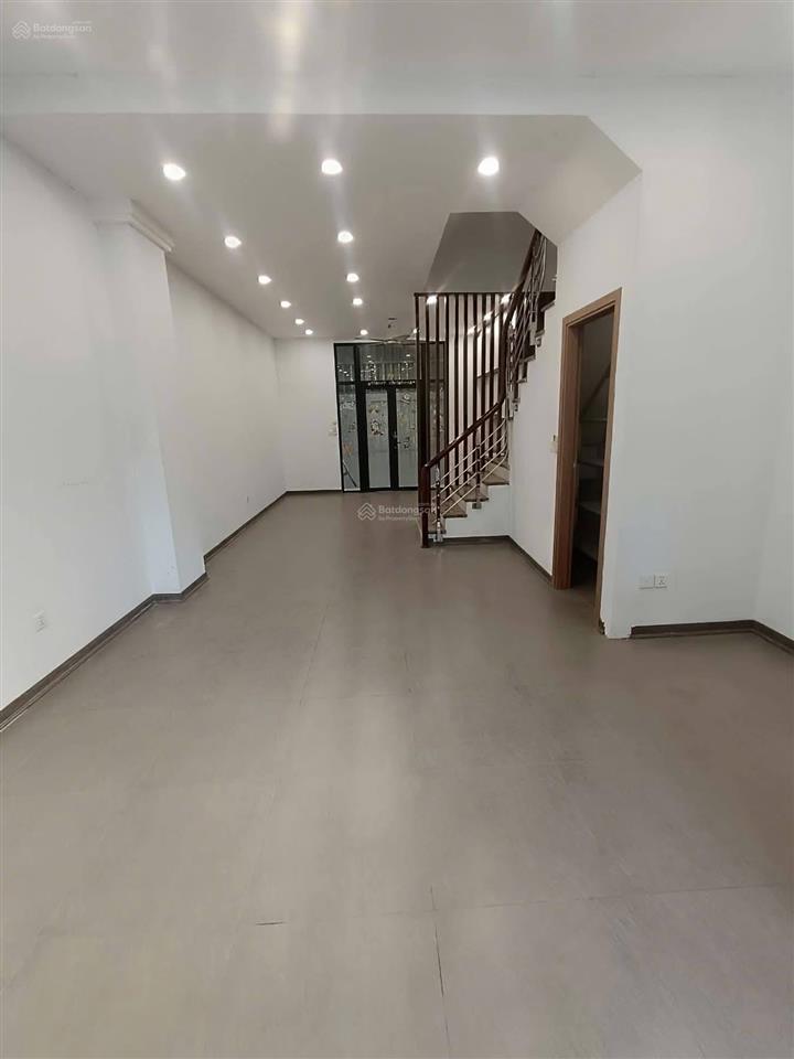 Hàng hiếm kđt đại kim định công 58m 5 tầng ô tô tránh vỉa hè kinh doanh 16,8 tỷ