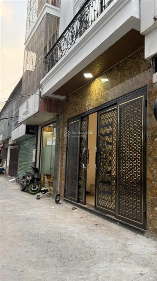 Siêu phẩm phân lô vip chùa láng ô tô tránh, dừng đỗ ngày đêm 56m 4t mt 4,7m  15,2 tỷ