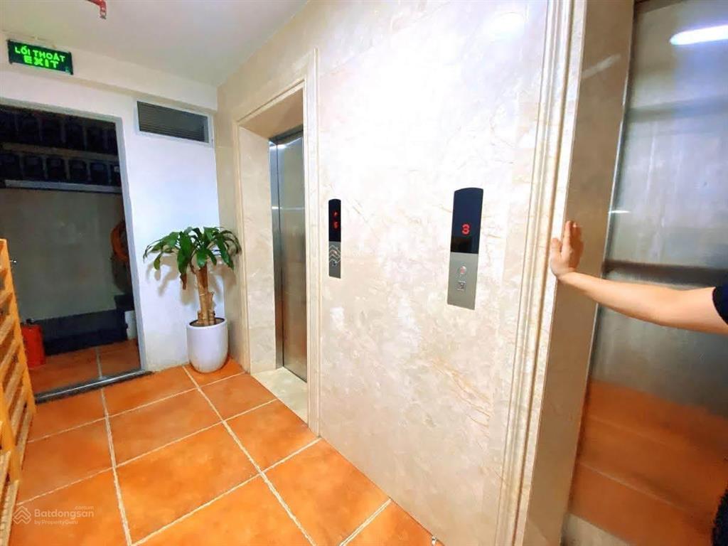 Độc quyền siêu phẩm tòa vp mặt phố phùng chí kiên 270m, 9 tầng, mặt tiền 11m, dt khủng  130 tỷ