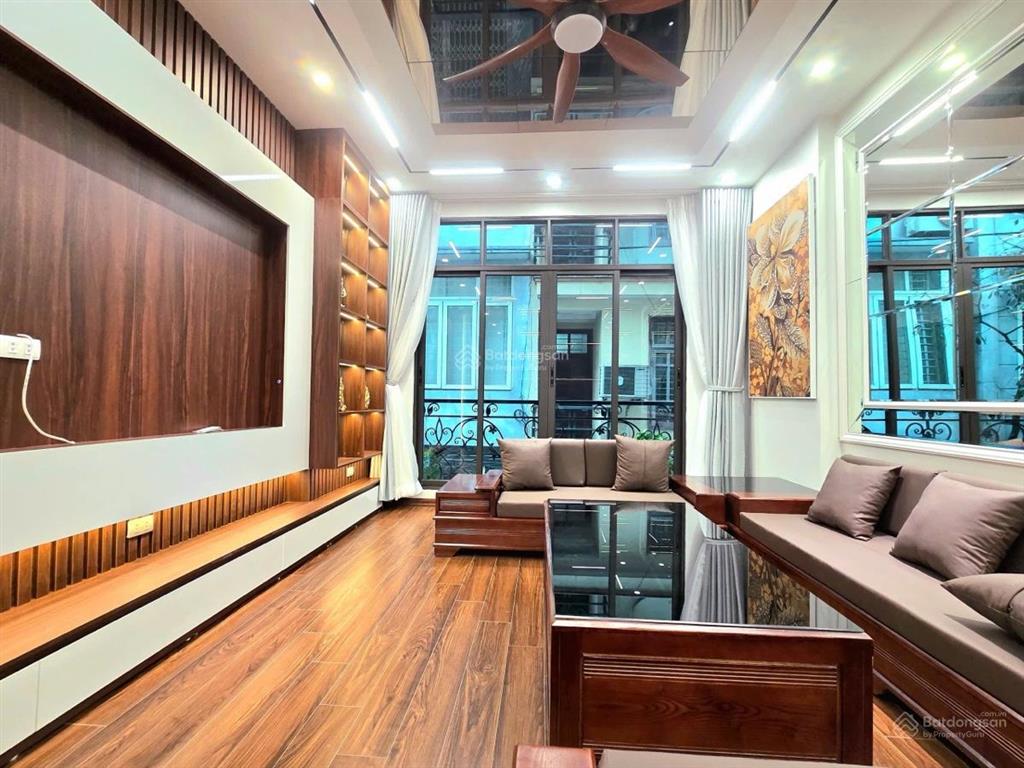 Siêu phẩm phân lô bộ công an! ô tô tránh, vỉa hè, gara, thang máy 52m x 6 tầng thang máy  17,8 tỷ