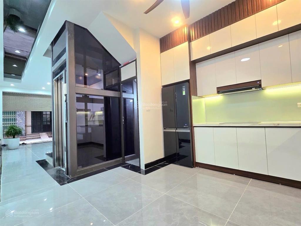 Siêu phẩm phân lô bộ công an! ô tô tránh, vỉa hè, gara, thang máy 52m x 6 tầng thang máy  17,8 tỷ