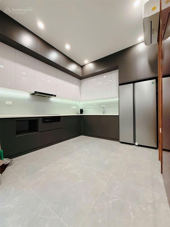 Giảm sốc 6 tỷ  tôn đức thắng  phân lô vip 50m x 4 tầng  ô tô tránh  full nội thất 15.2 tỷ