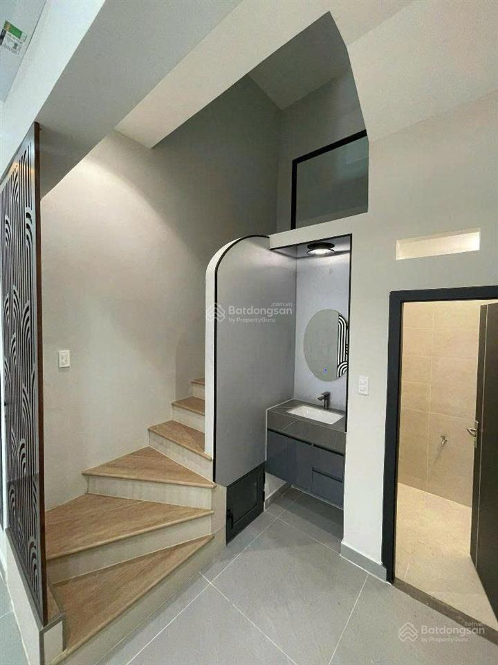 40 về 34 tỷ chốt  mt lê thị riêng, bến thành, quận 1  4 tầng 227m2 sàn  hđt 60 tr/th