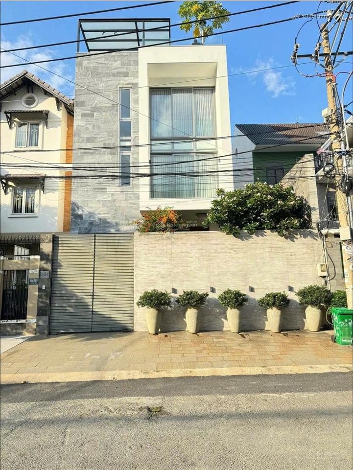 69 tỷ  bán biệt thự hồ bơi nguyễn văn hưởng tđ q2  dt 171m2  hầm 4 lầu  chdir 69 tỷ tl