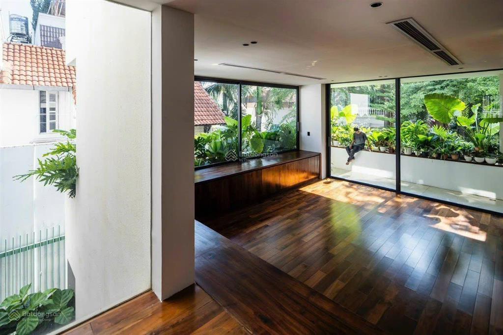 Biệt thự hiện đại, có hồ bơi siêu đẹp nội khu nguyễn văn hưởng, thảo điền, quận 2  12x25, 110 tỷ