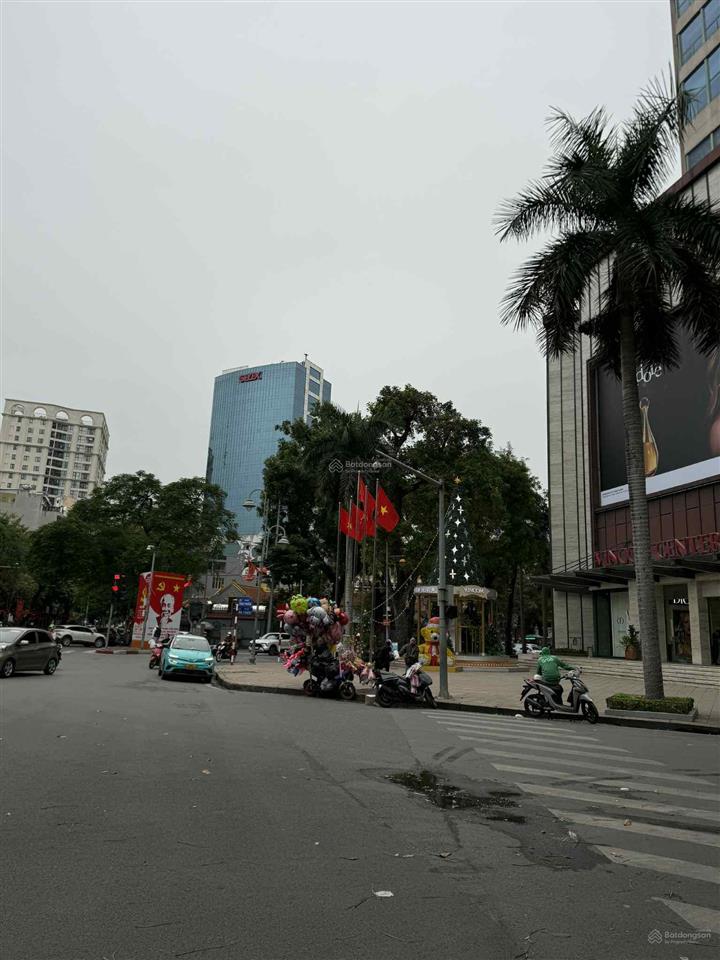 Bán nhà phố yên bái220,5m2 mt 10m2 gần phố huế xây toà building cho thuê  kinh doanh rất tốt