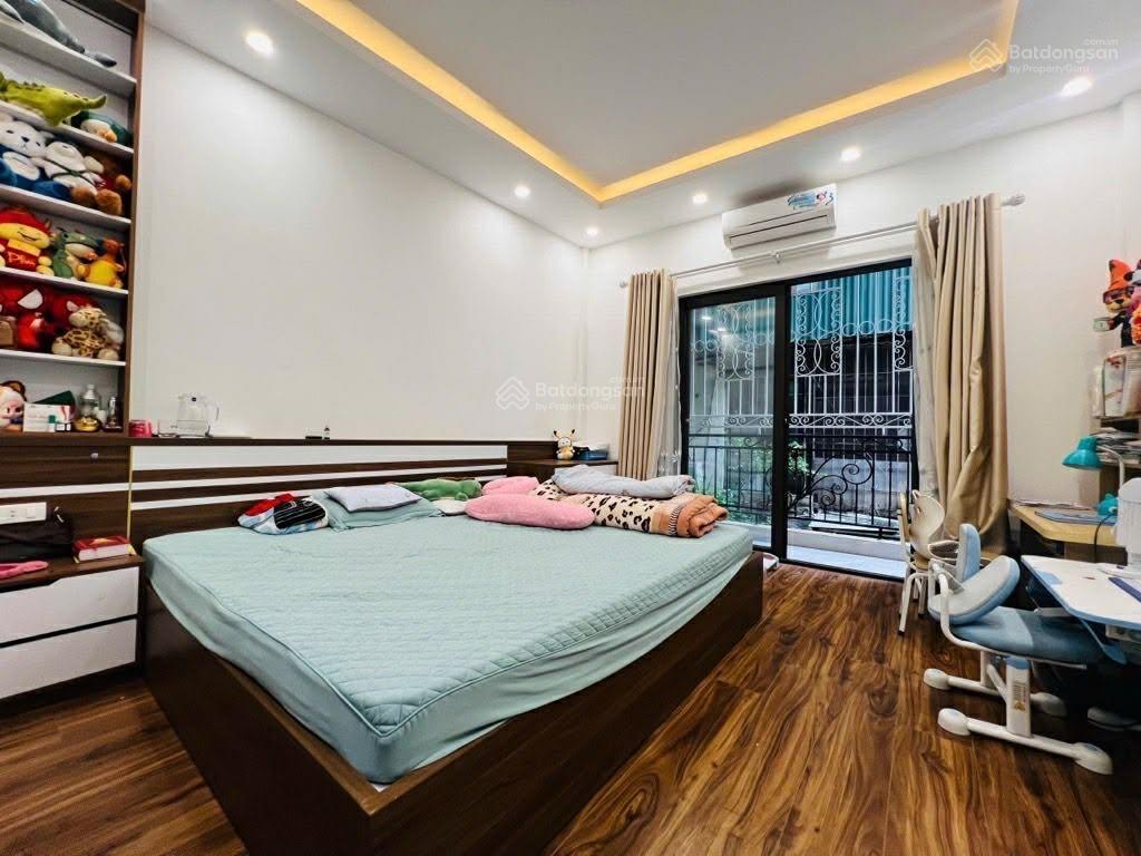 Bán gấp nhà đẹp phố bạch mai hbt gần chợ mơ 47.6m2 5 tầng 6 ngủ chỉ nhỉnh 10 tỷ