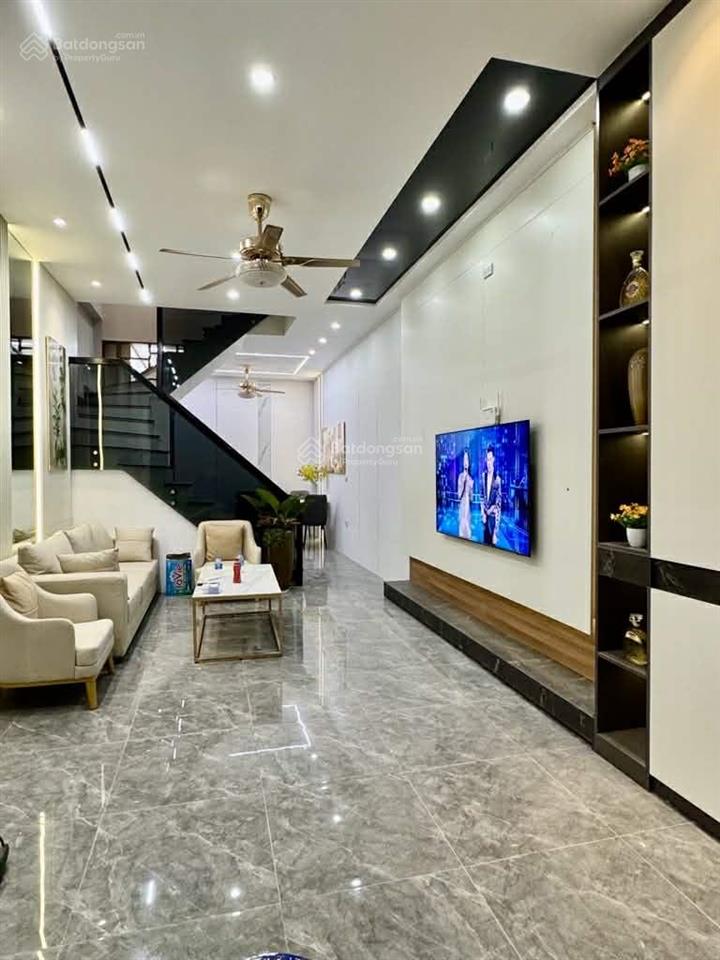 Nhà đẹp mới ngõ 203 phố kim ngưu, hai bà trưng 46m², 6t, 4n, ngõ to ô tô, thang máy, ở vượng khí
