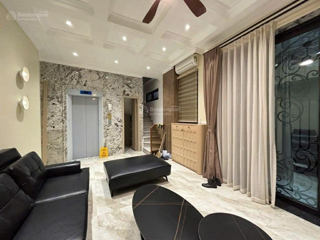 Cần bán nhà đẹp phố kim ngưu  quận hai bà trưng 49m2 5tầng thang máy vf3 vào nhà tốt