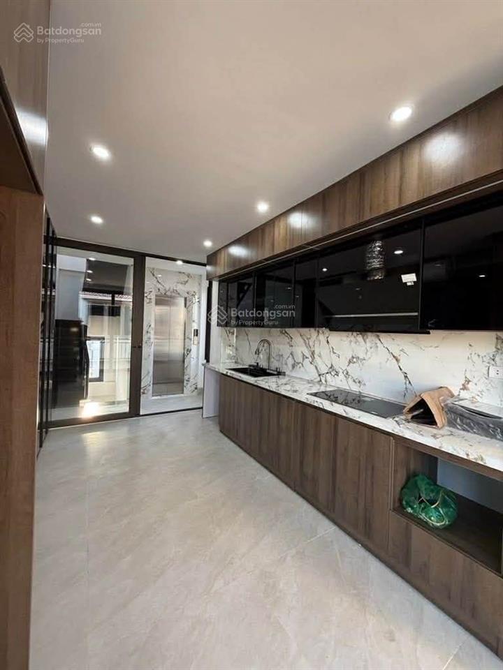 Cần bán nhà đẹp phố kim ngưu  quận hai bà trưng 49m2 5tầng thang máy vf3 vào nhà tốt
