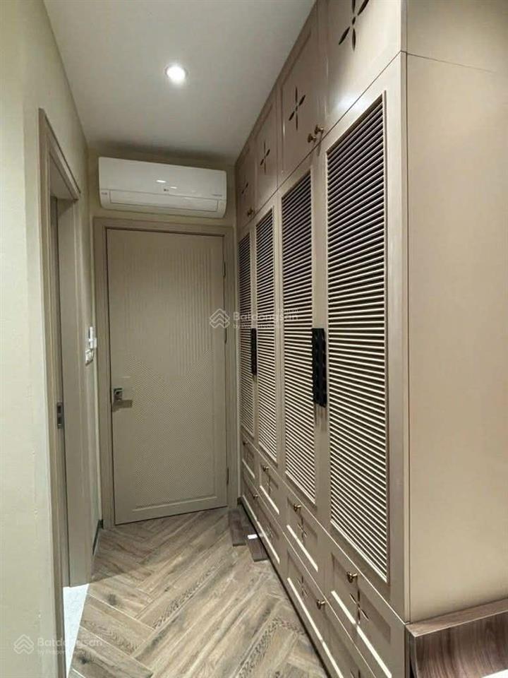 Cần bán nhà đẹp phố kim ngưu  quận hai bà trưng 49m2 5tầng thang máy vf3 vào nhà tốt