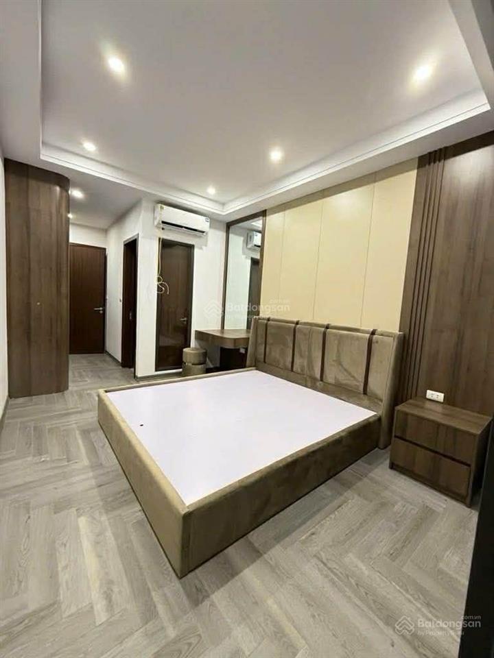 Cần bán nhà đẹp phố kim ngưu  quận hai bà trưng 49m2 5tầng thang máy vf3 vào nhà tốt
