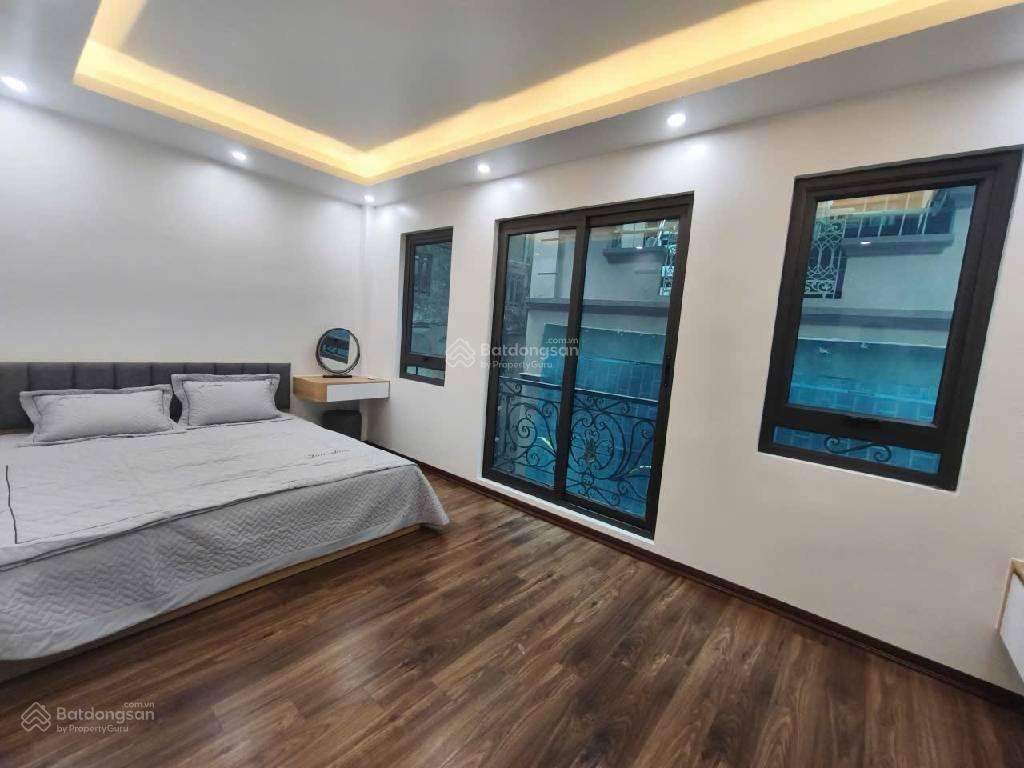 Bán nr trương định, giá siêu hời 9,845 tỷ, 42m2, 4pn, 5wc, 5 tầng thang máy gần ngã tư chợ mơ