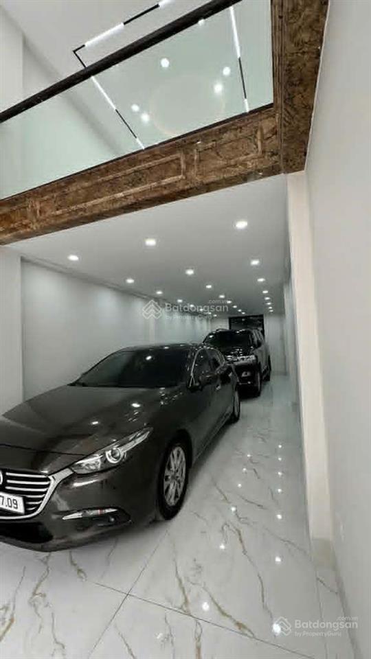 Bán nhà phân lô vip phố vĩnh tuy  hai bà trưng gần time city gara ô tô 2 cái, thang máy kd