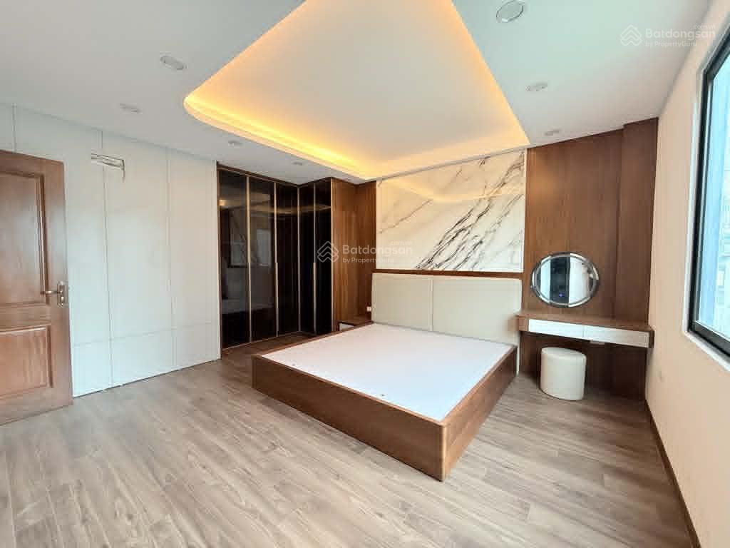 Bán nhà phân lô vip phố vĩnh tuy  hai bà trưng gần time city gara ô tô 2 cái, thang máy kd