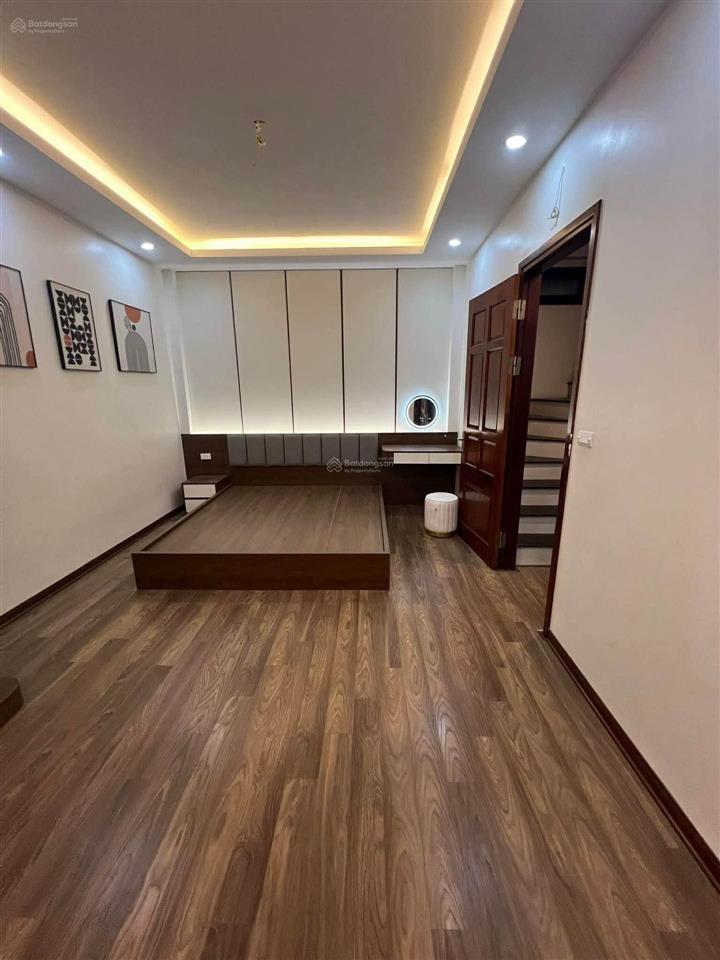 Bán nhà riêng thang máy tại phố lạc trung, giá tốt hơn 10 tỷ, 48m, 4pn, 4wc, 5 tầng, chính chủ