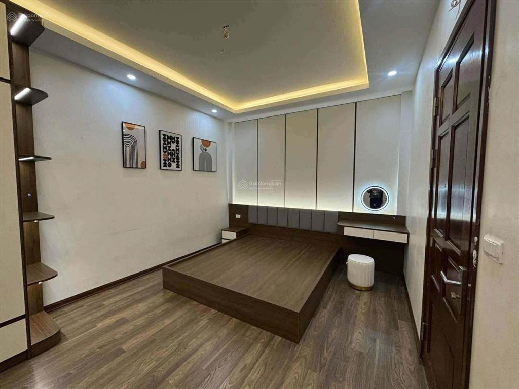 Bán nhà riêng thang máy tại phố lạc trung, giá tốt hơn 10 tỷ, 48m, 4pn, 4wc, 5 tầng, chính chủ
