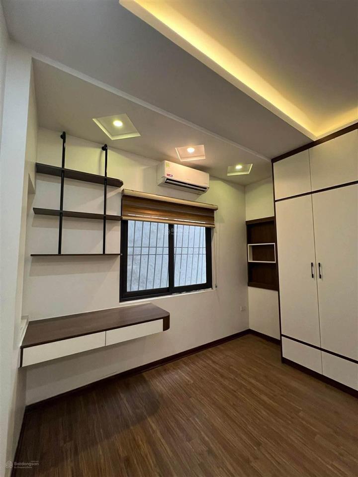Bán nhà riêng thang máy tại phố lạc trung, giá tốt hơn 10 tỷ, 48m, 4pn, 4wc, 5 tầng, chính chủ