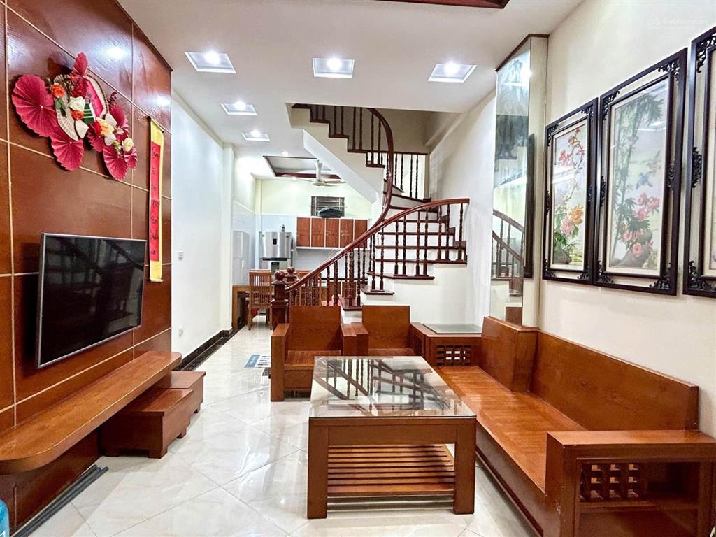 Nhỉnh 8 tỷ có ngay nhà phố lạc trung gần trường nguyễn đình chiểu 175tr/m252m² 4t 4 ngủ ô tô đỗ