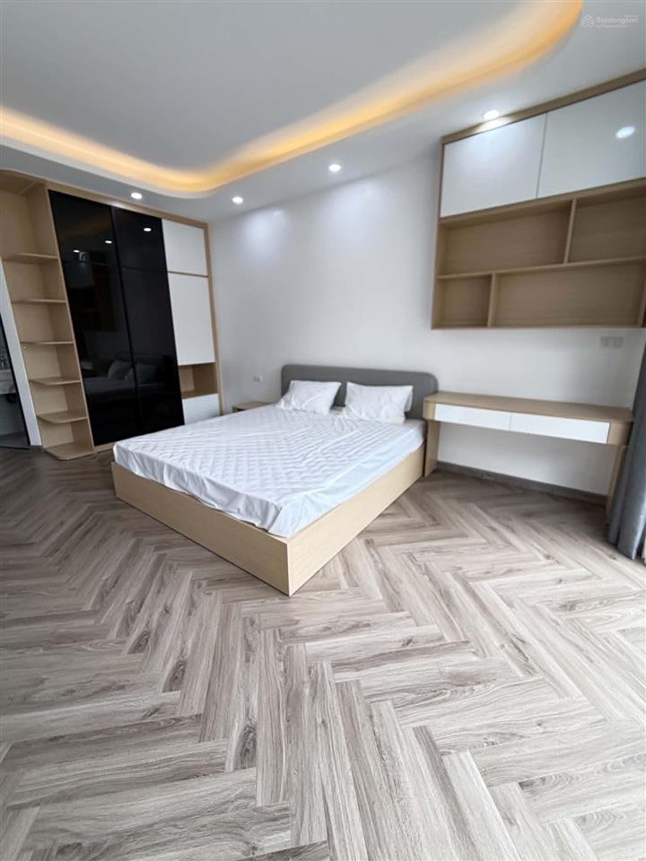 Cần bán nhà mặt phố trung tâm quận hoàng mai 48m 7 tầng thang máy  ô tô  kinh doanh cho thuê tốt