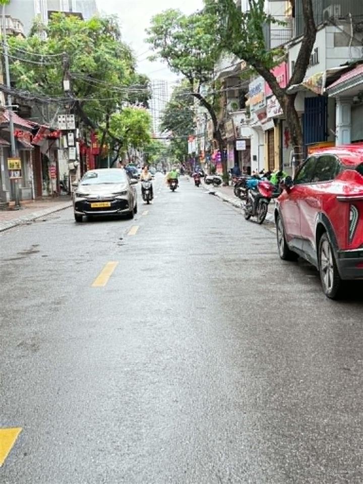 Cần bán nhà mặt phố trung tâm quận hoàng mai 48m 7 tầng thang máy  ô tô  kinh doanh cho thuê tốt