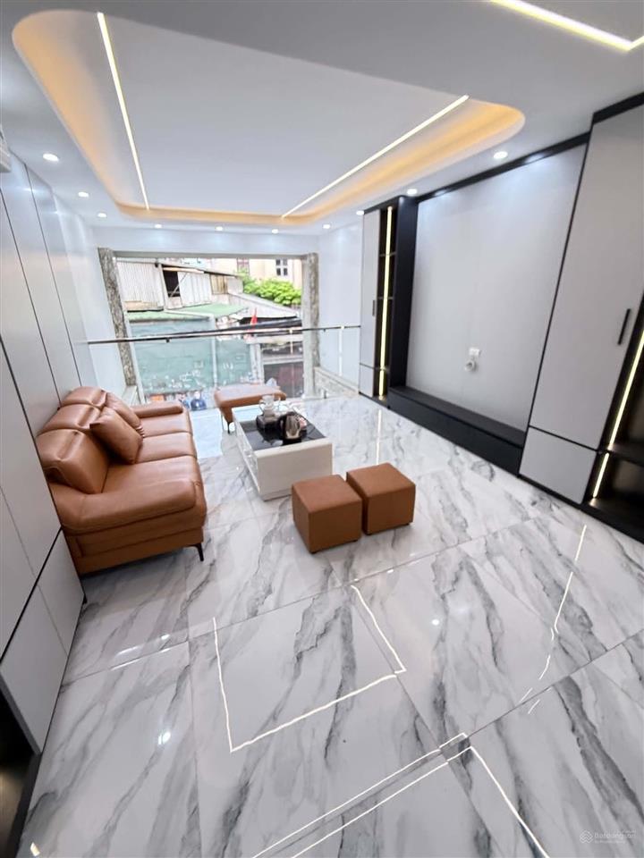 Cần bán nhà mặt phố trung tâm quận hoàng mai 48m 7 tầng thang máy  ô tô  kinh doanh cho thuê tốt