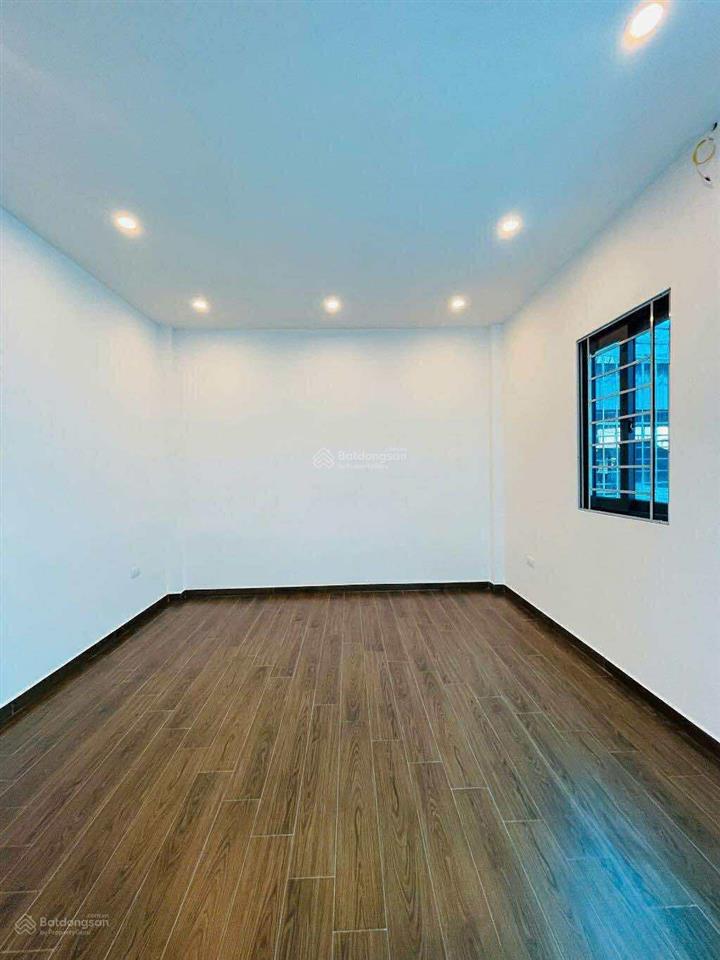 Cần bán nhà phố lạc trung  hbt 52m 5 tầng 6 ngủ đẹp ô tô cách nhà 20m nhỉnh 9 tỷ