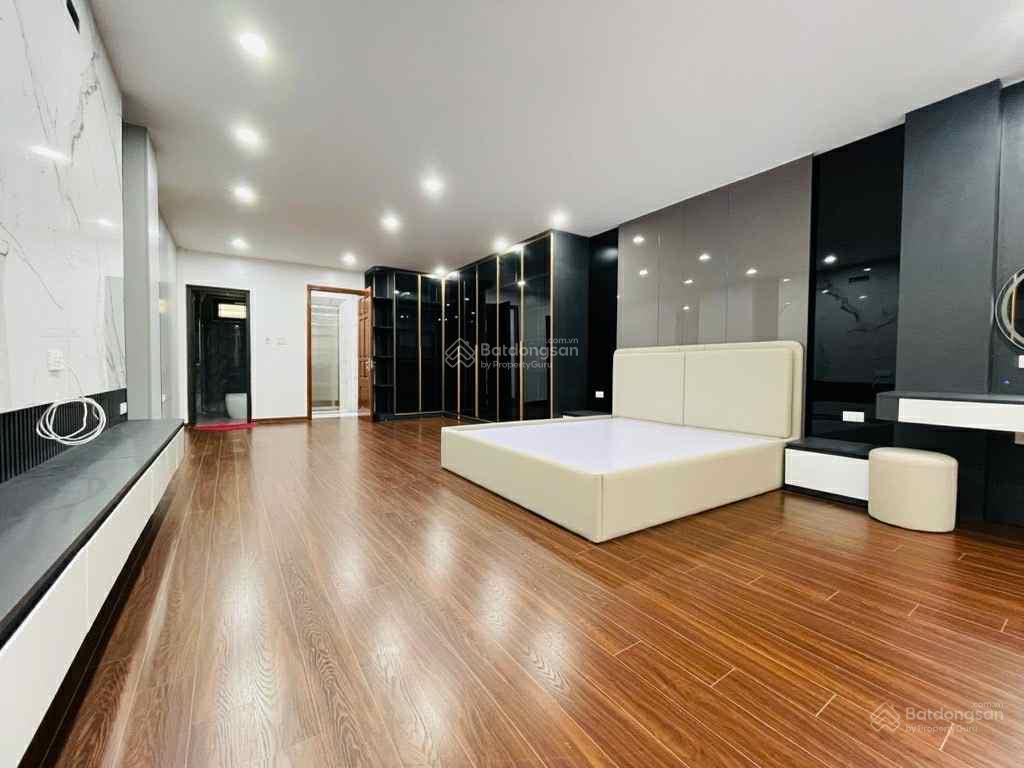 Cần bán nhà phố lạc trung  hbt 52m 5 tầng 6 ngủ đẹp ô tô cách nhà 20m nhỉnh 9 tỷ