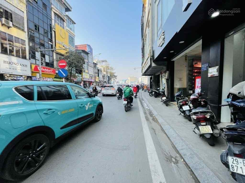 Cần bán nhà phố lạc trung  hbt 52m 5 tầng 6 ngủ đẹp ô tô cách nhà 20m nhỉnh 9 tỷ