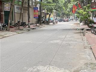 Chính chủ cần tiền bán gấp mảnh đất đẹp tại trâu quỳ  gia lâm view hồ cực đẹp 48,6m² mt4.2m